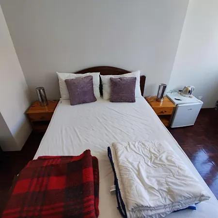 Daire Lisbon, Authentic With Ac, In Penha De Franca Lisboa