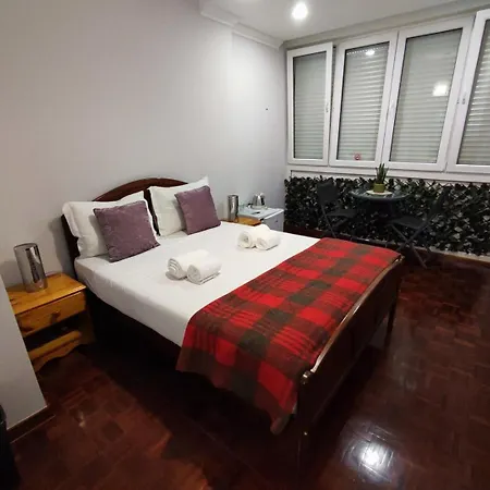 Apartment Lisbon, With Ac In Penha De Franca,